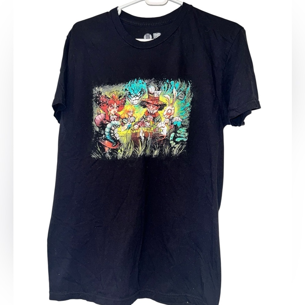 Big Chris Art Alice in wonderland graphic t shirt black sz med crew neck